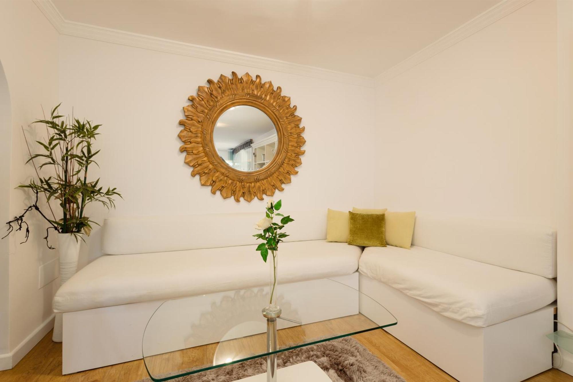 Ground Floor Holiday Apartment With Terrace And Pool In Puerto Banus, Marbella Luaran gambar